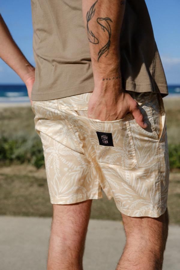 Walk Short - Sandy Palms